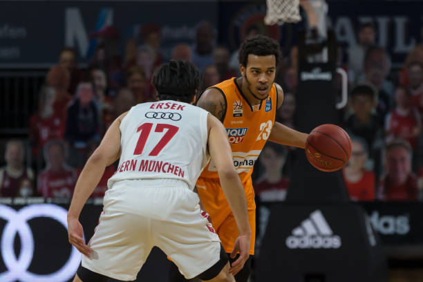 亮眼表现 亮眼表现