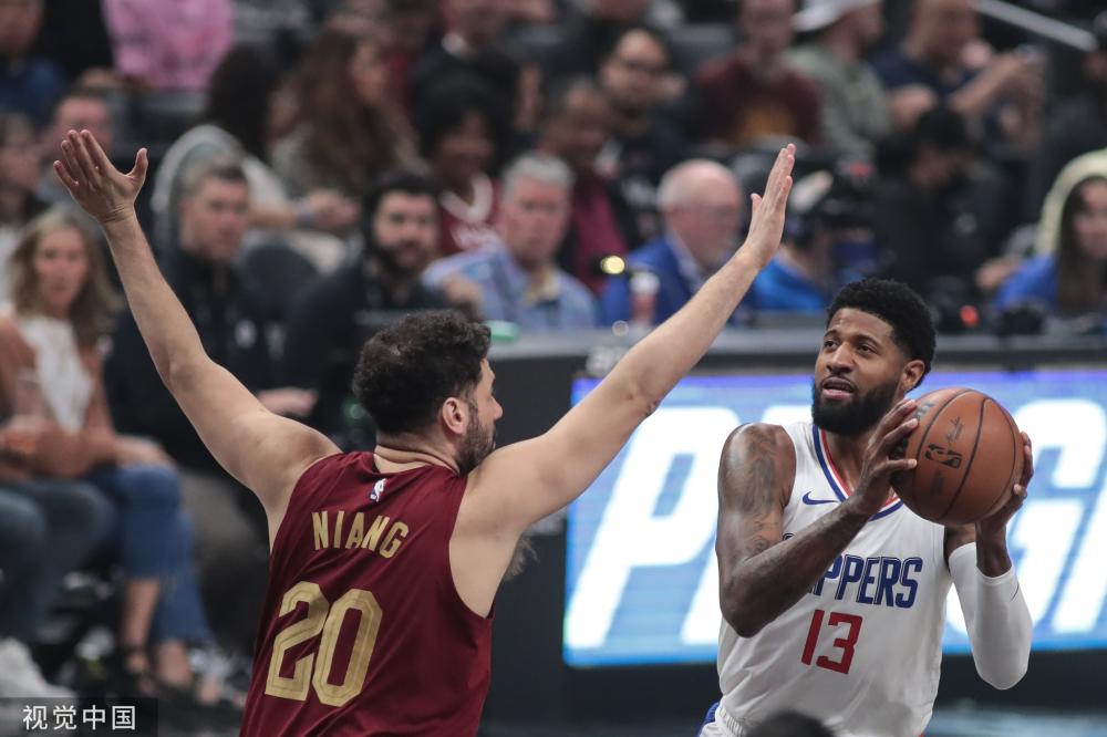 虽然风格低 虽然风格低