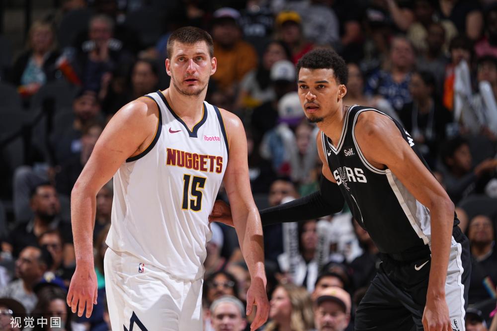 发挥着不可 发挥着不可