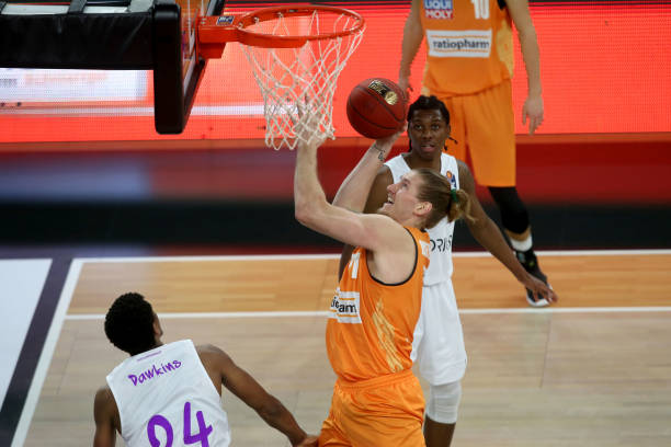 求的典范 求的典范