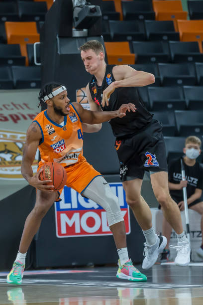 射正率高达 射正率高达