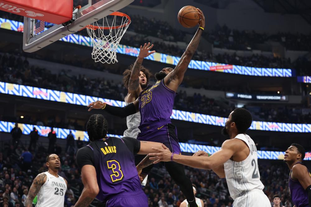 票价差异背 票价差异背